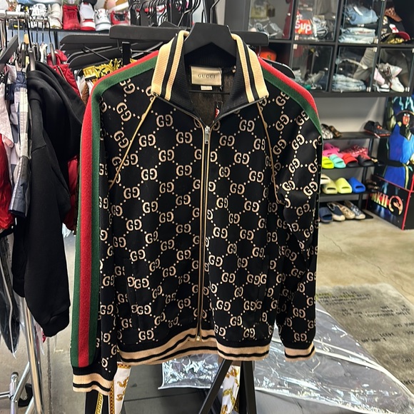 Gucci | Sweaters | Gucci Sweater | Poshmark